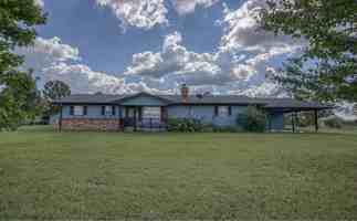 featured image of 4410 E 26th St
