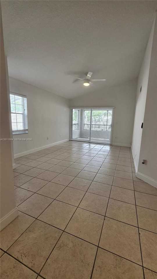 2880 N Oakland Forest Dr #214