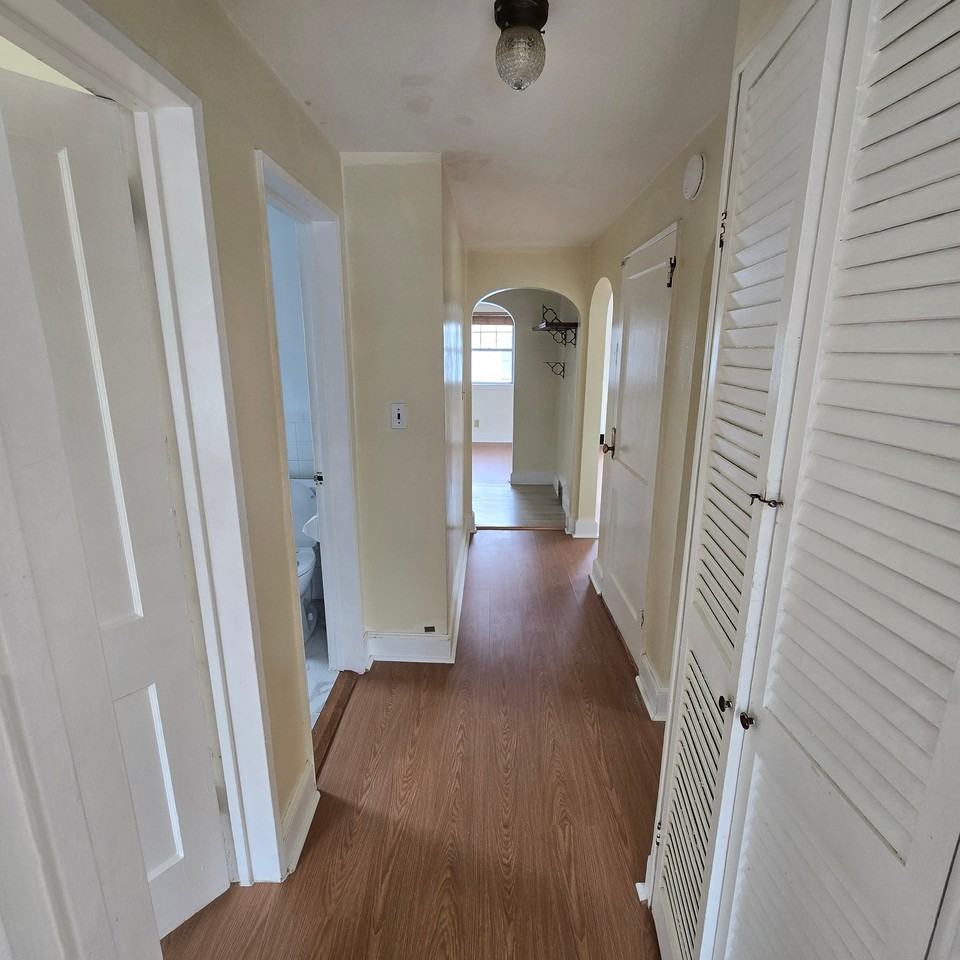 155 Glenwood Ave #2