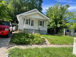 featured image of 741 Barrie Ave