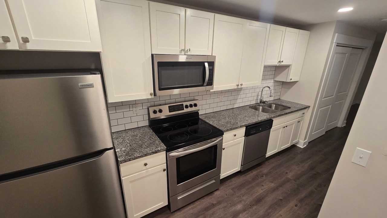 5211 E 112th Ter #105 - Photo 7 of 13