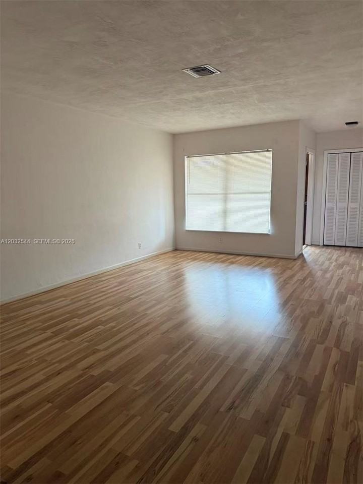 7813 Nw 70th Ct #1-2 - Photo 3 of 12