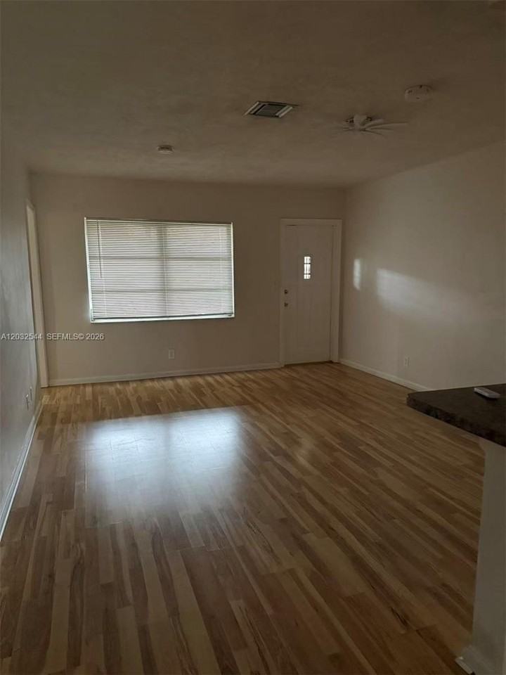 7813 Nw 70th Ct #1-2 - Photo 4 of 12