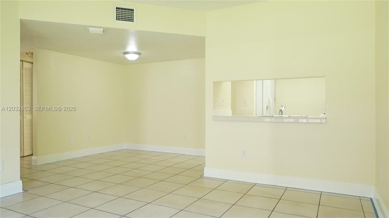 15326 Sunset Dr #11-14 - Photo 6 of 28