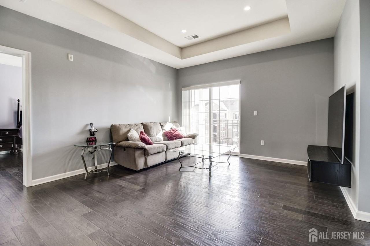 643 Strassle Way #643 - Photo 4 of 22