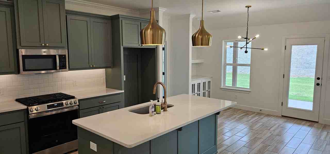 6309 Frankie Lynn Ln - Photo 6 of 12