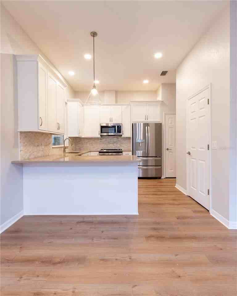 3602 Sw 98th Blvd - Photo 4 of 9