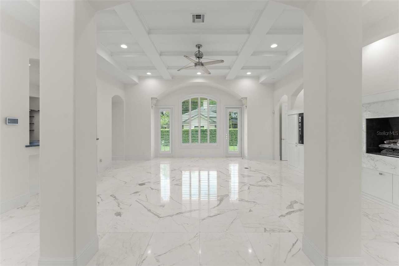 9701 Lake Isleworth Ct - Photo 2 of 37