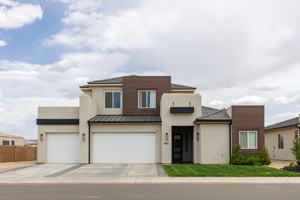 featured image of 3011 E Beartrap Canyon Dr