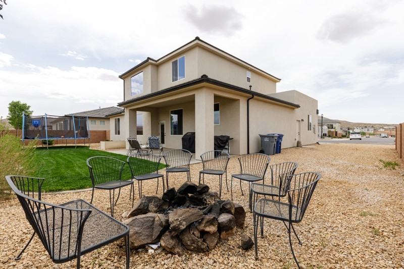 3011 E Beartrap Canyon Dr - Photo 3 of 13