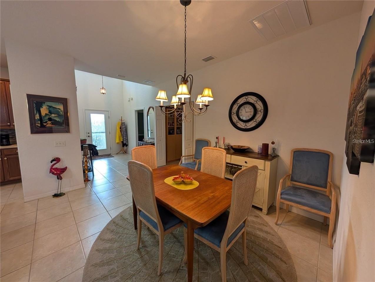 4480 Strathmore Dr - Photo 4 of 36