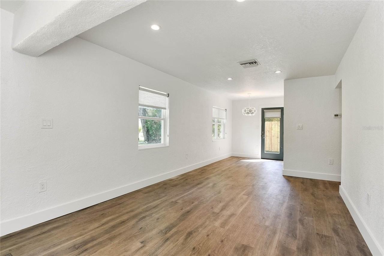 648 W Swoope Ave - Photo 6 of 26