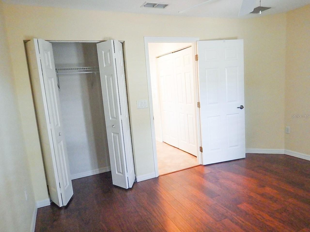 7933 Sw 83rd Pl - Photo 4 of 25