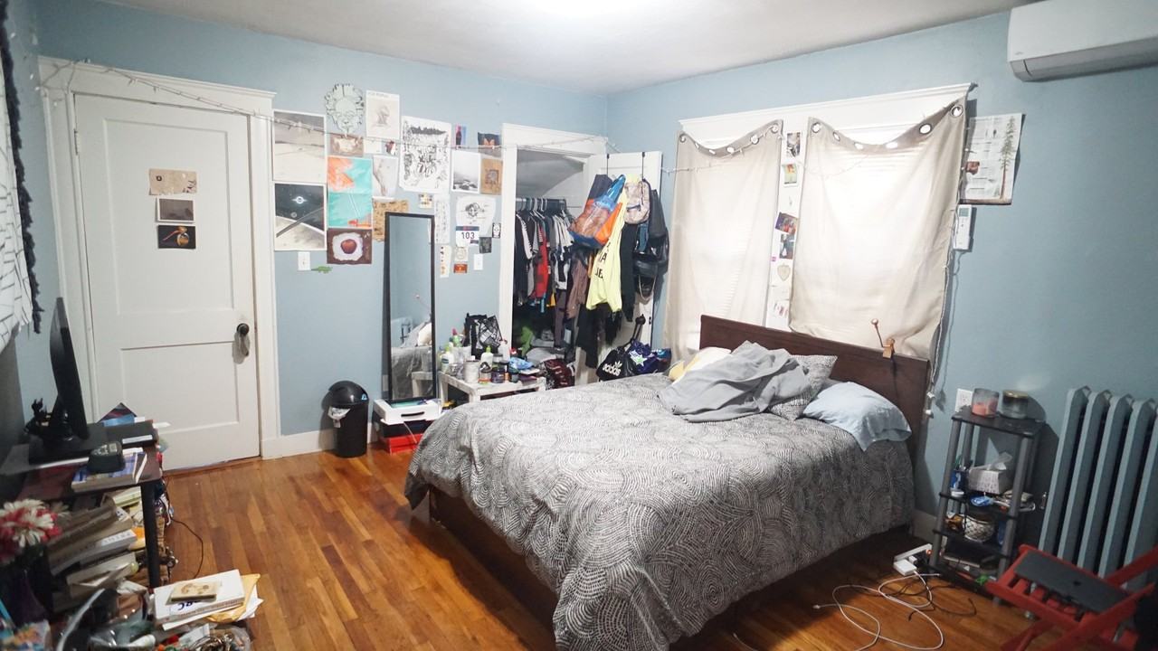 11 Bailey St #1 - Photo 5 of 6