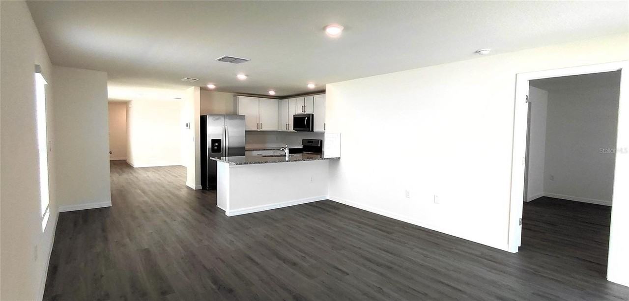 36171 Sunflower Hill Dr - Photo 3 of 41