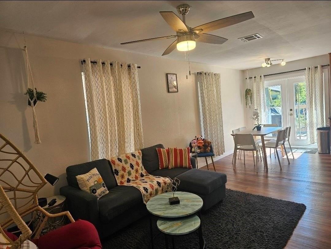 2015 Oakwood Ave - Photo 5 of 21