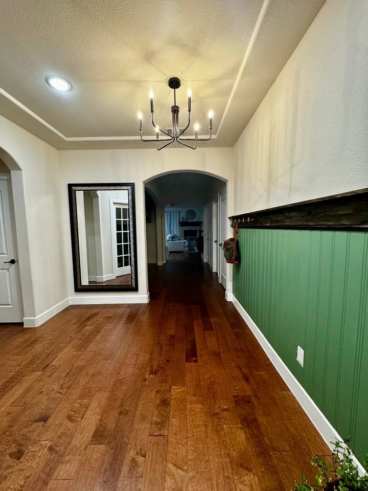 2121 Swanmore Way - Photo 6 of 13