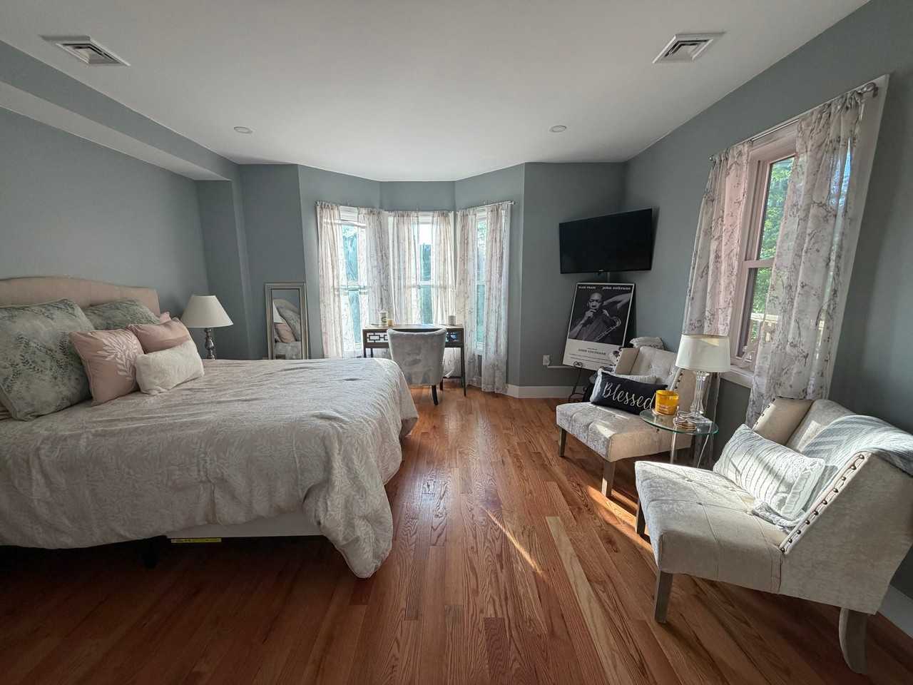 21 Mount Pleasant Ave - Photo 3 of 13
