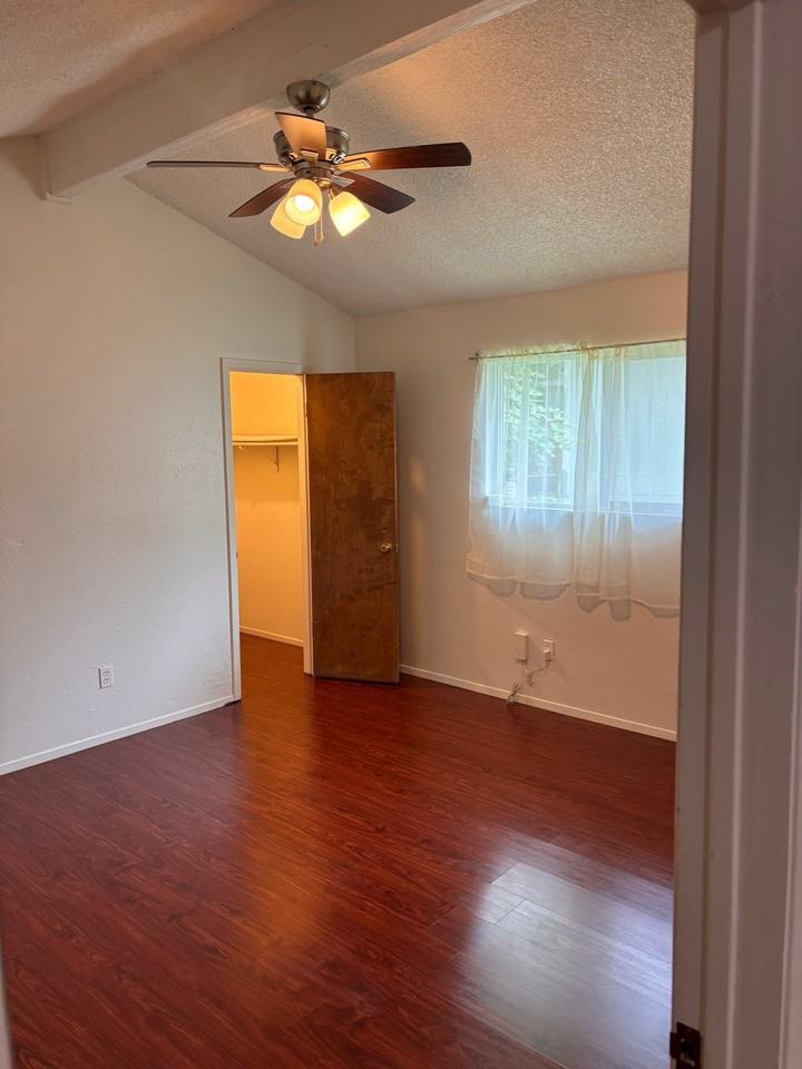 6307 Emerald Forest Dr - Photo 2 of 17