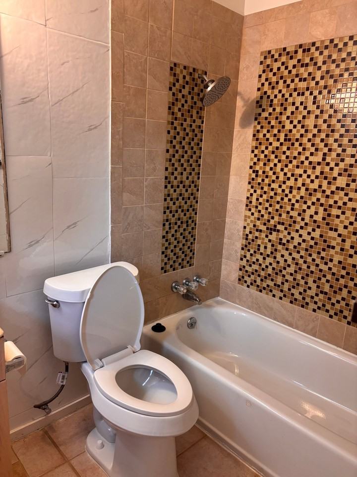 6307 Emerald Forest Dr - Photo 3 of 17