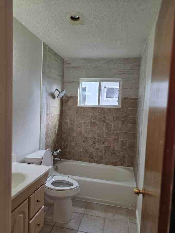 6307 Emerald Forest Dr - Photo 6 of 17