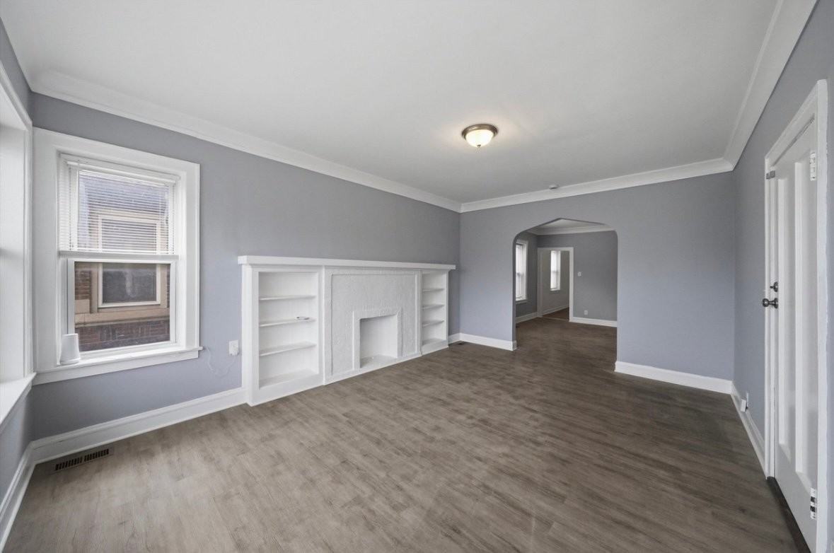 7212 S Indiana Ave #1 - Photo 3 of 16