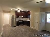29B Deer Park Ave #29B - Photo 2 of 9