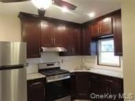 29B Deer Park Ave #29B - Photo 3 of 9