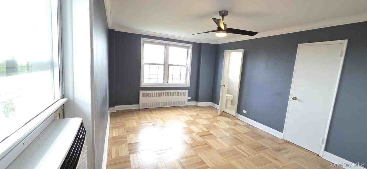 4555 Henry Hudson Pkwy #1410 - Photo 4 of 9