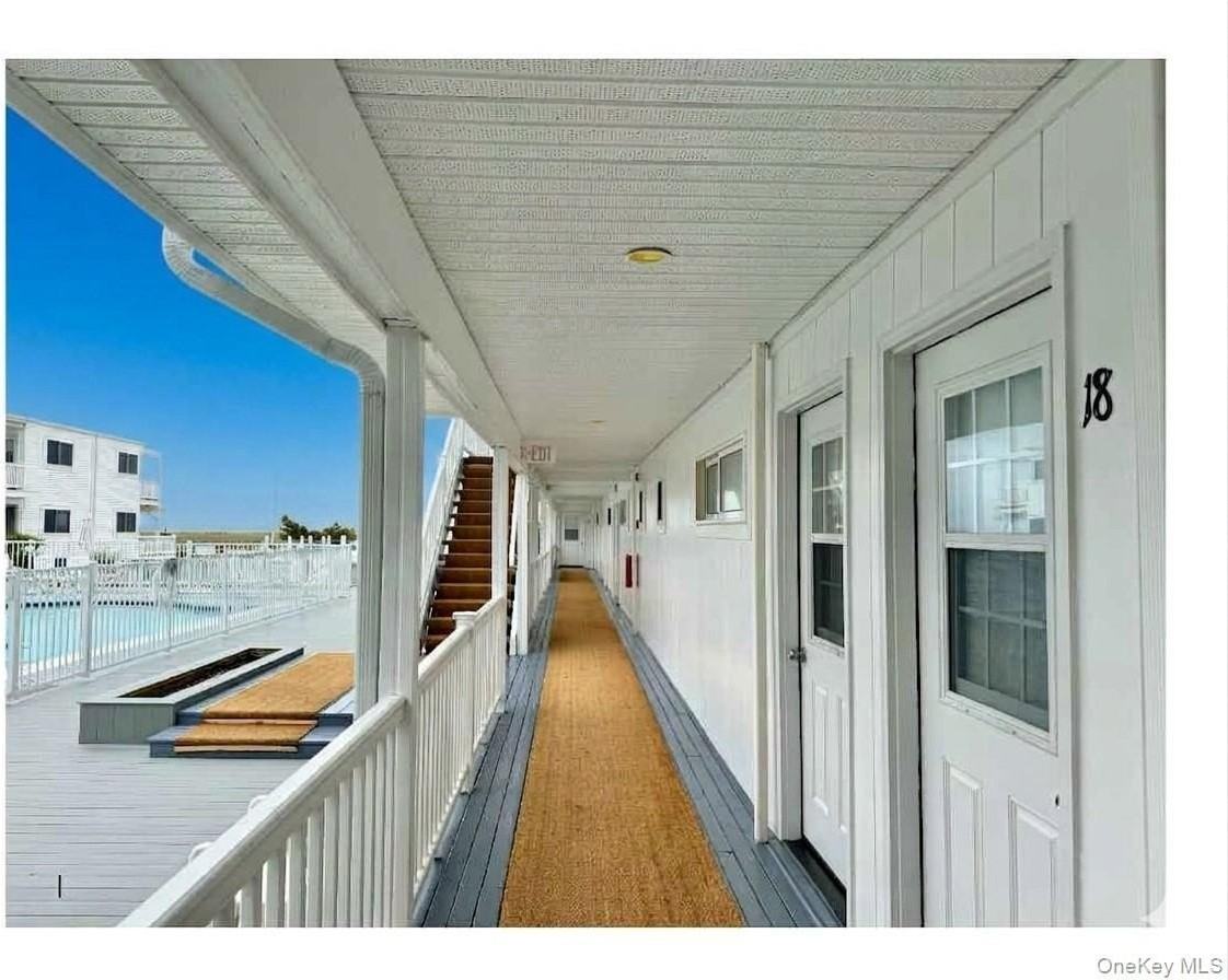 281 Dune Rd #18A - Photo 2 of 15