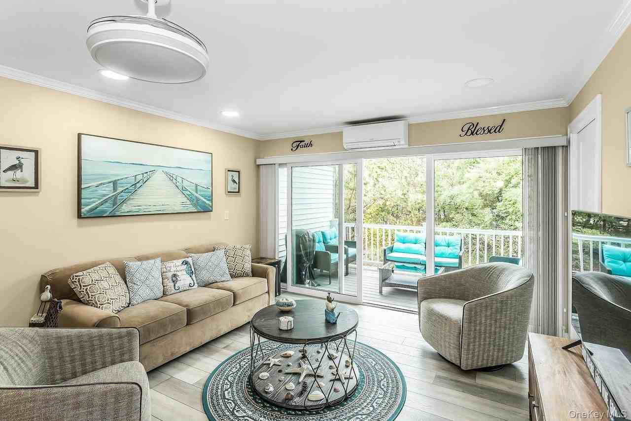 281 Dune Rd #18A - Photo 4 of 15