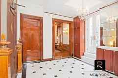 21 E 84th St #TH - Photo 1 of 1