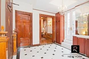 21 E 84th St #TH - Photo 1 of 1