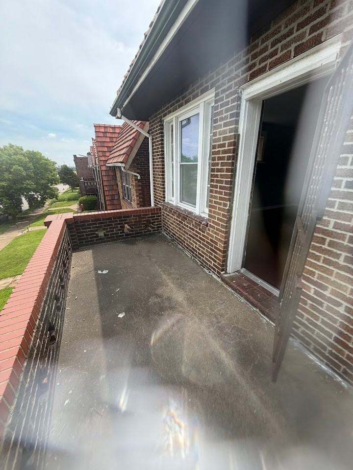 4460 Bircher Blvd - Photo 2 of 6