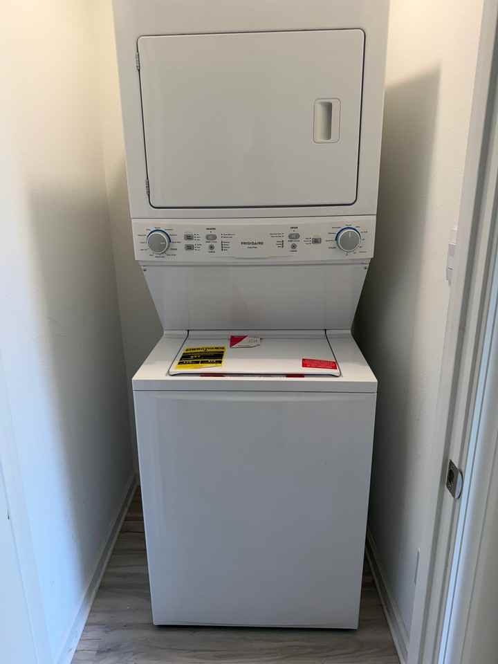1202 E Saint Charles St - Photo 6 of 16