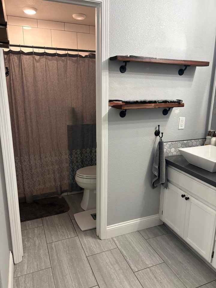 2172 Rachel Dr - Photo 4 of 18