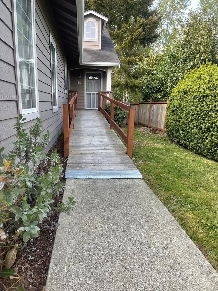 119 107th St Sw #B - Photo 2 of 15