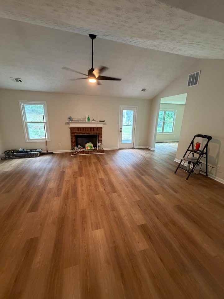 2694 Palm Creek Ct - Photo 2 of 9