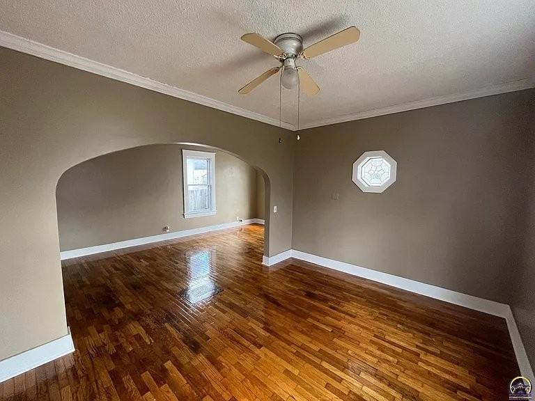 1222 Sw 5th St - Photo 2 of 13