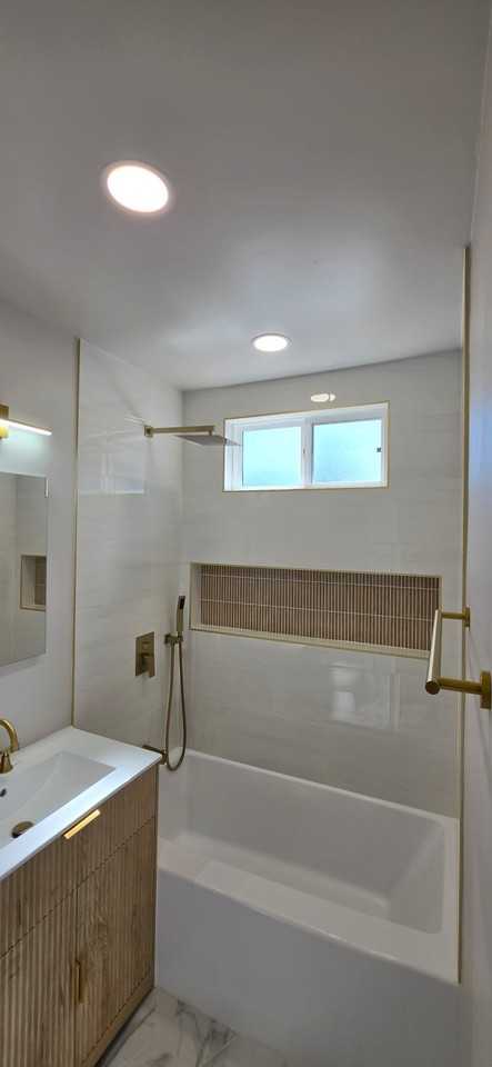 14603 S Orchard Ave - Photo 2 of 9