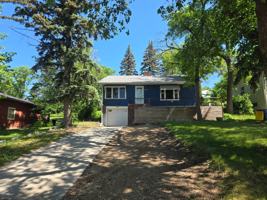 featured image of 917 2nd Pl Ne