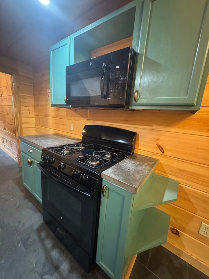 84 Locke Rd #A - Photo 6 of 18
