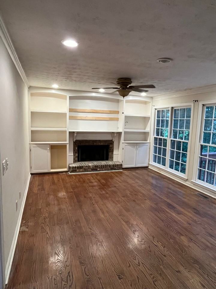 5042 Rosemeade Ct - Photo 5 of 10