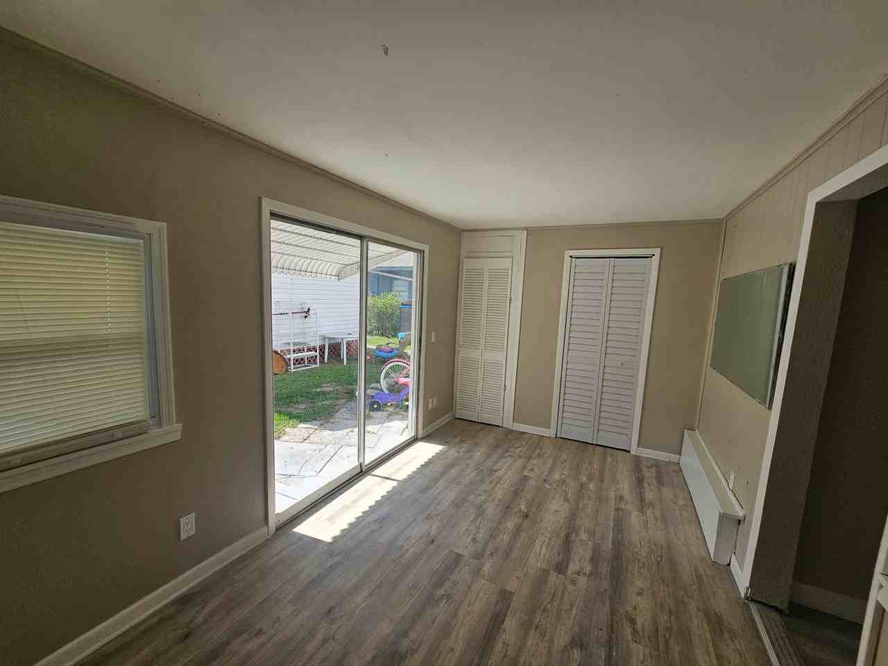 312 S Pine St #REAR - Photo 3 of 11