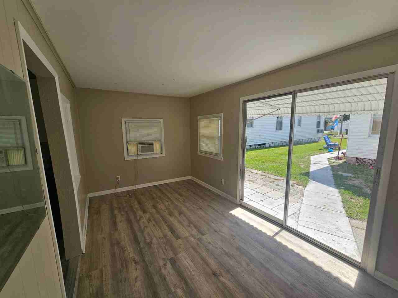 312 S Pine St #REAR - Photo 4 of 11