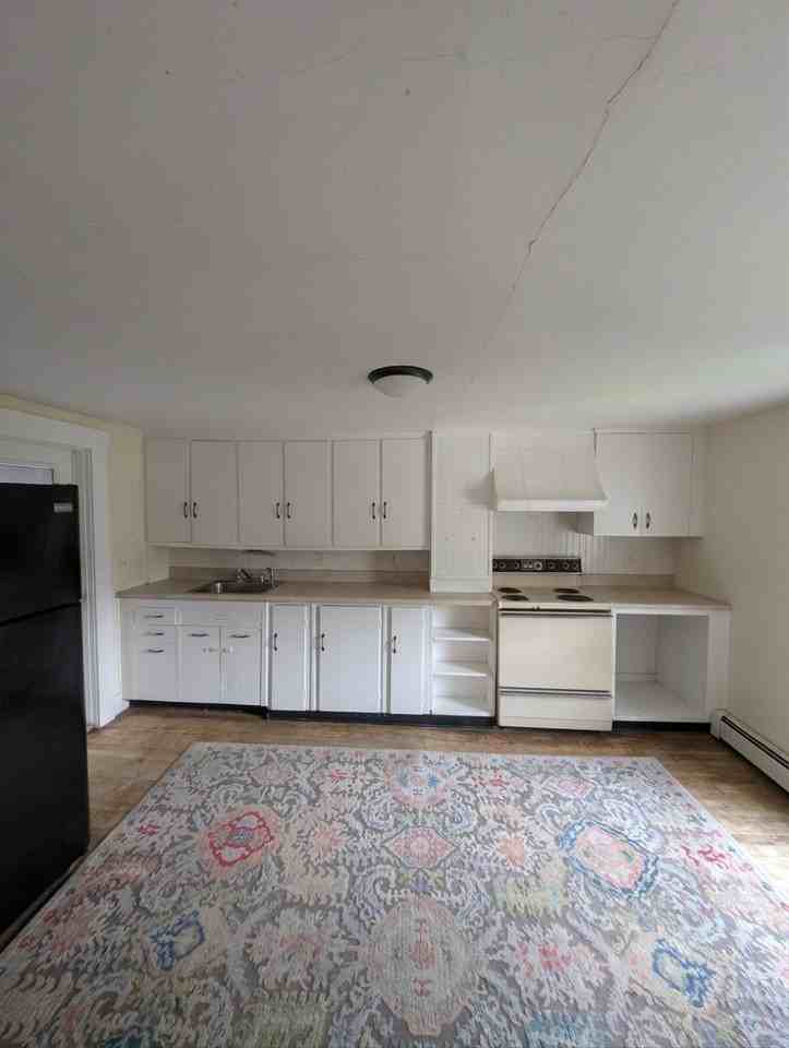 60 Elm St #4 - Photo 5 of 13