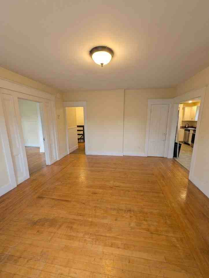 60 Elm St #4 - Photo 7 of 13