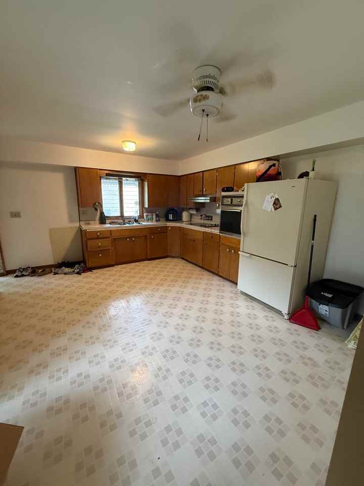 217 Tindolph Ave N #1 - Photo 4 of 20