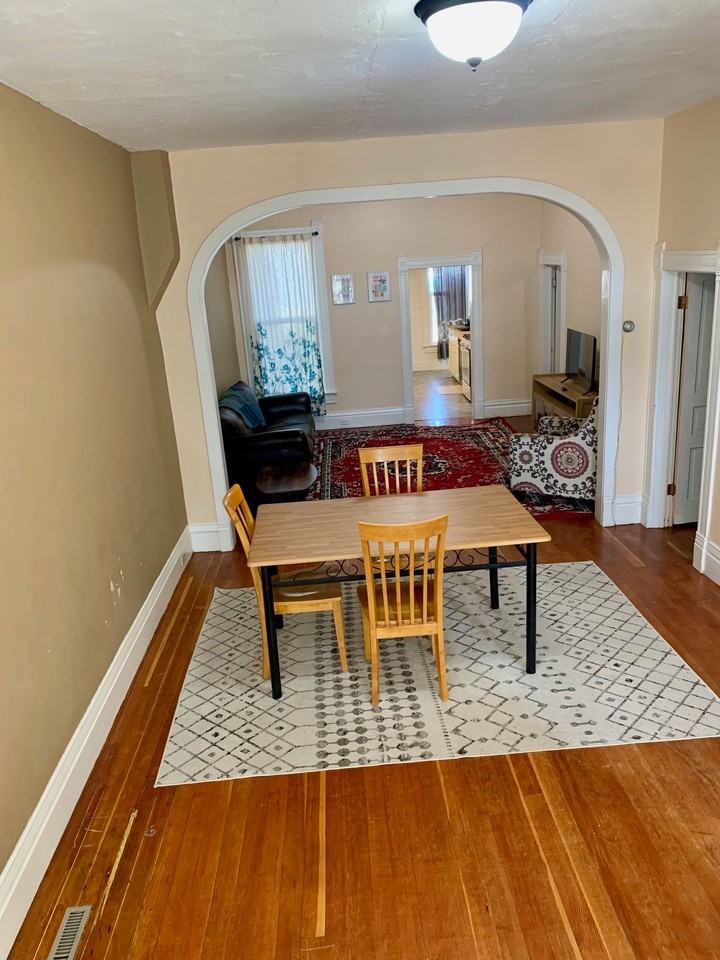 731 W Granite St #B - Photo 3 of 9