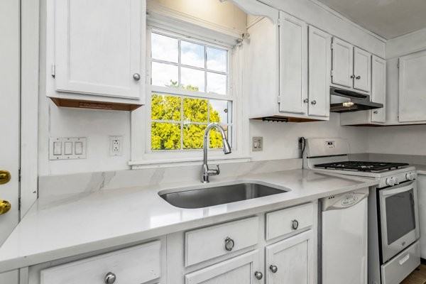 23 Hobson St #23 - Photo 6 of 13